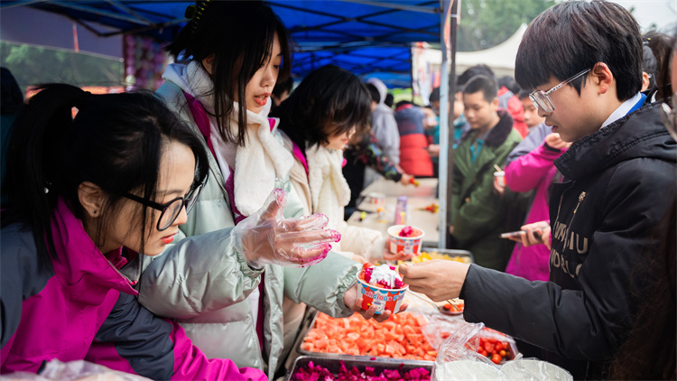 四川新華“雙十二”教育嘉年華系列活動火爆來襲?！