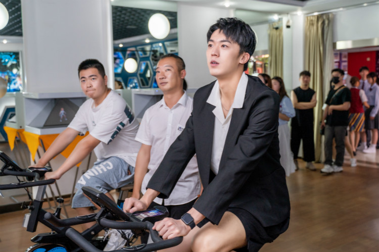 【新興專業(yè)解讀】—人工智能空前火爆，新華教學(xué)和就業(yè)如何？