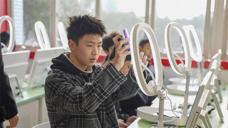 名企定向班開課啦！助力新華學(xué)子就業(yè)夢！