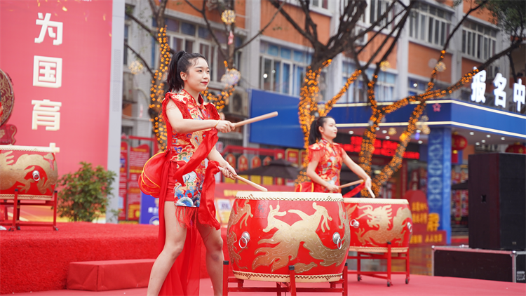 2022新華產(chǎn)教聯(lián)盟項(xiàng)目發(fā)布暨春季人才預(yù)定會(huì)盛大舉行！