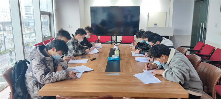 2022春季畢業(yè)生專場(chǎng)招聘會(huì)如火如荼進(jìn)行中……