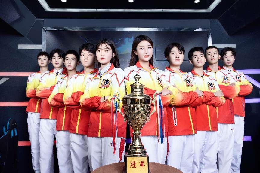 王者爭霸 限定名額！LGD俱樂部明星成員來新華啦！