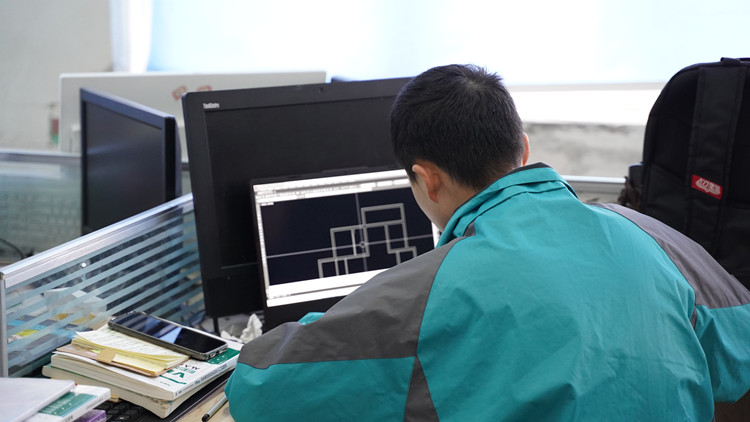 讓職業(yè)教育“香起來(lái)”，新華電腦教育譜寫(xiě)就業(yè)新篇章