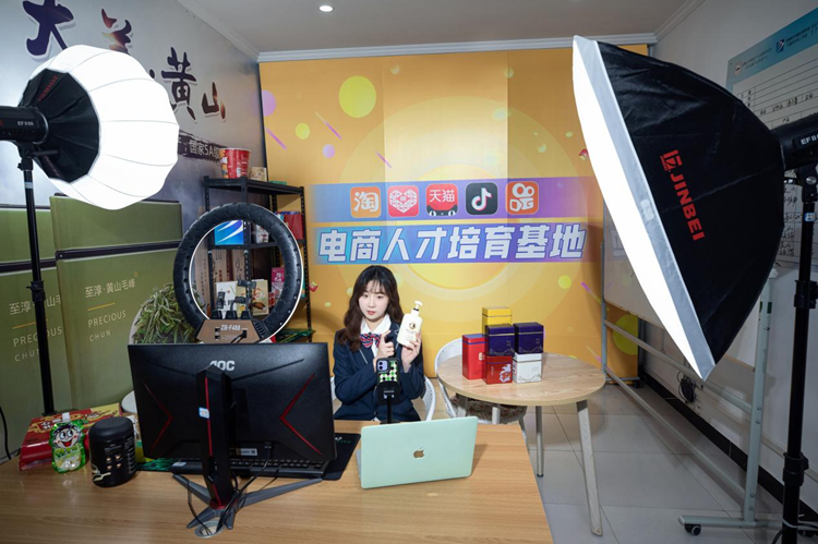 暴露年齡！這些新華老廣告詞里，有你的童年回憶！