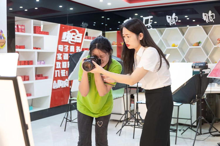 開學(xué)季，新華有話對你說......