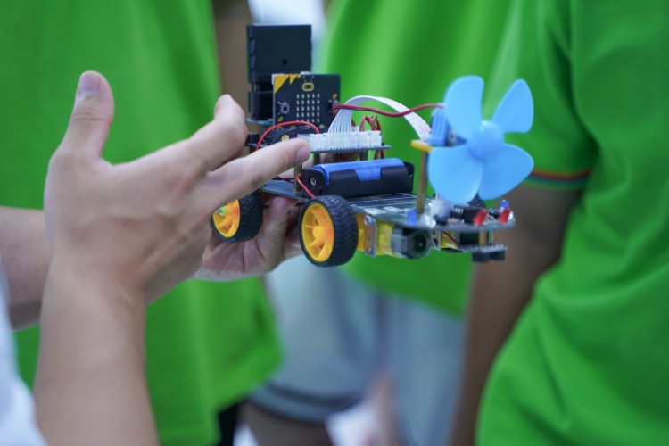 技術(shù)人才遍地走的時(shí)代，程序員這個(gè)身份有多值錢？