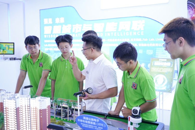 技術(shù)人才遍地走的時(shí)代，程序員這個(gè)身份有多值錢？