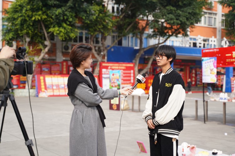 嗨翻全場！新華雙十一活動火爆來襲 ！