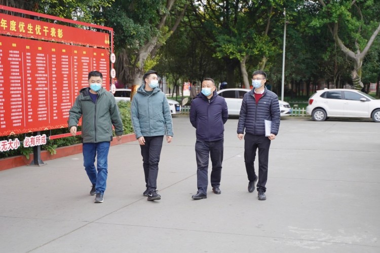 同舟共濟筑防線  堅定信心抓安全