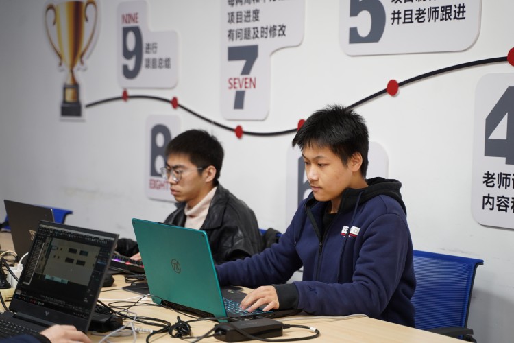 優(yōu)秀學子|重返母校，再拾夢想