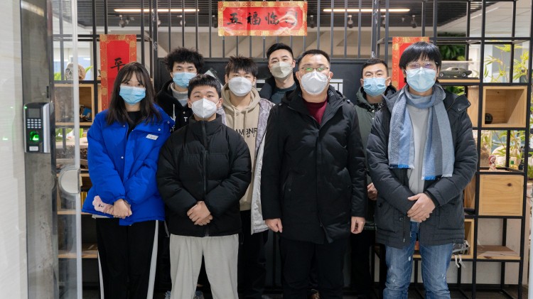 新華就業(yè)有高度，新年回訪有溫度