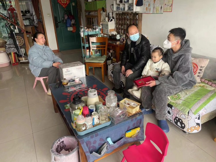 新華榮譽送到家|敦品勵學(xué)，激勵成長