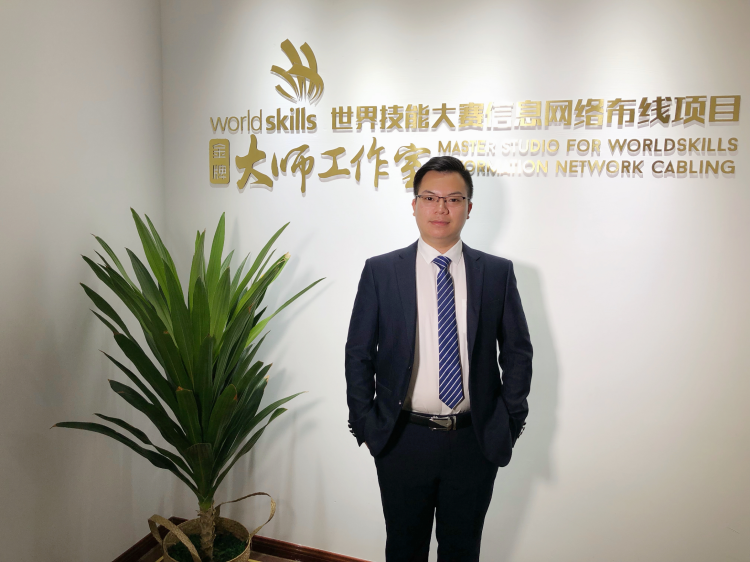 活動預告丨全國技術能手梁嘉偉即將做客新華，帶領學子筑夢新征程