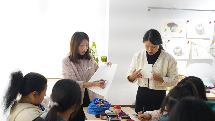 【擇校指南】女生也可以高薪高技能！選對學(xué)校很重要