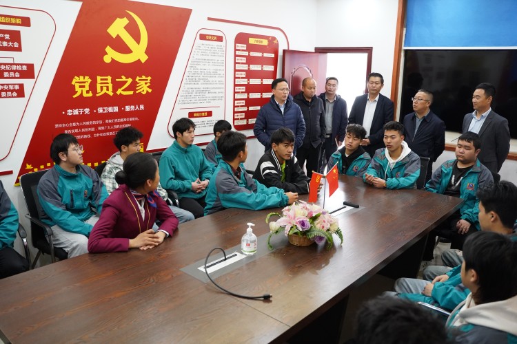 調(diào)研促發(fā)展，攜手育青苗