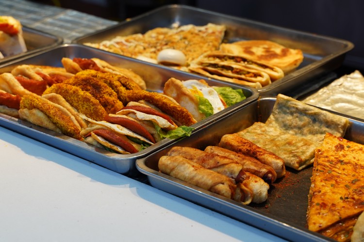 同學們深夜慎點！“舌尖上的新華”來啦~