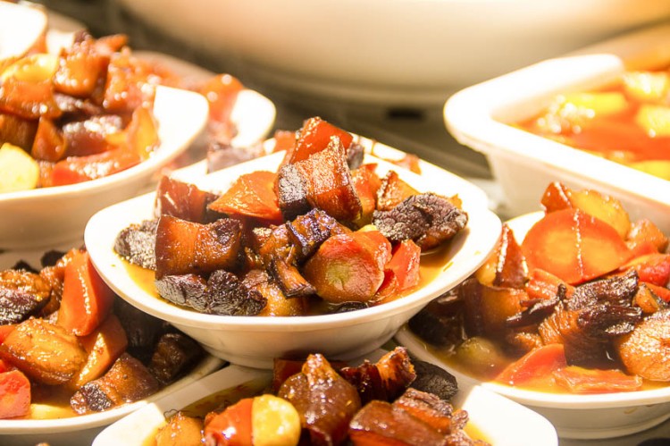 同學們深夜慎點！“舌尖上的新華”來啦~