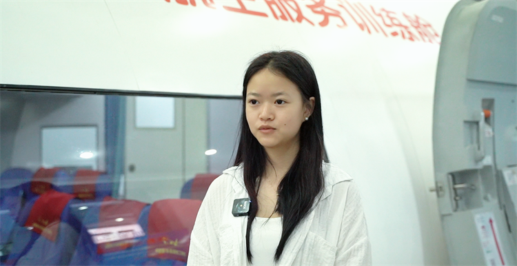 新生故事|逐夢新華，激昂青云