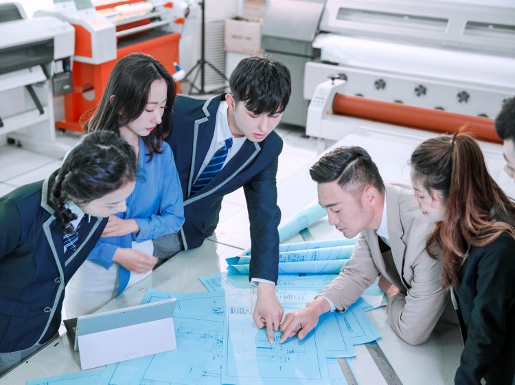 雙向奔赴！成都新華產(chǎn)教融合譜寫新篇章