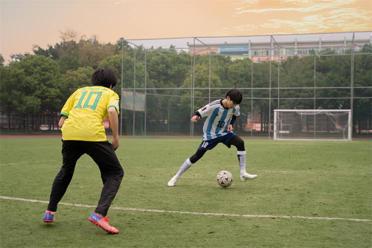 軍訓(xùn)后開學(xué)第一周，一起來(lái)看活力滿滿的大家