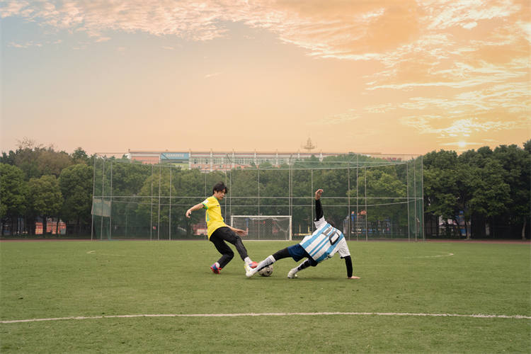 軍訓(xùn)后開學(xué)第一周，一起來(lái)看活力滿滿的大家