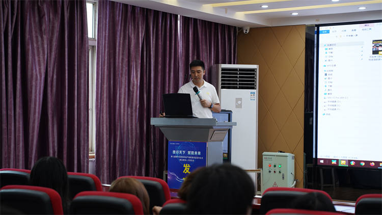 軍訓(xùn)后開學(xué)第一周，一起來(lái)看活力滿滿的大家