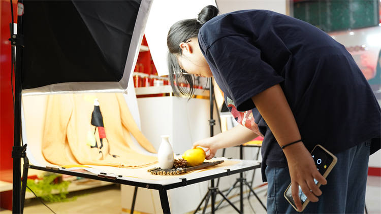 軍訓(xùn)后開學(xué)第一周，一起來(lái)看活力滿滿的大家