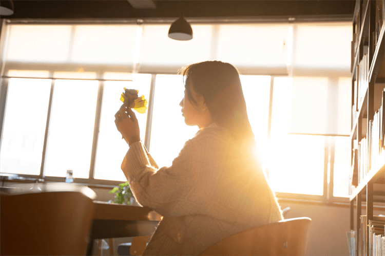 初高中生后悔輟學(xué)打工，如何才能重啟校園之旅