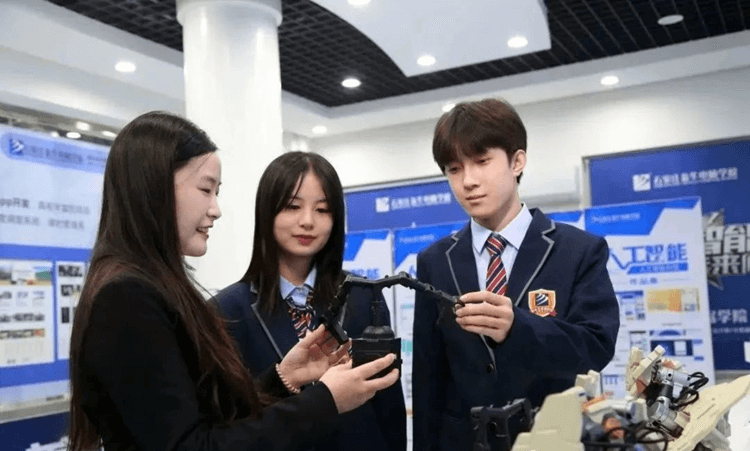 為什么要選擇春季入學？春季班有哪些優(yōu)勢？