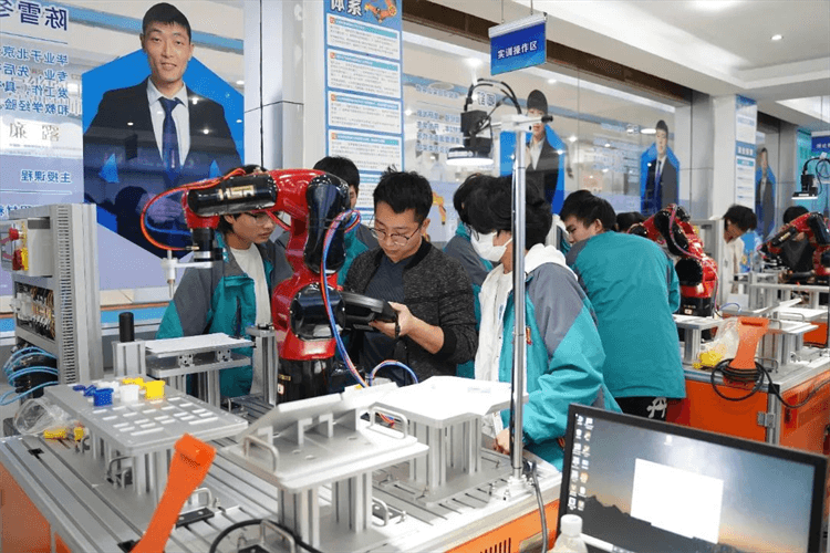 學(xué)PLC電氣自動(dòng)化技術(shù)非常好就業(yè)