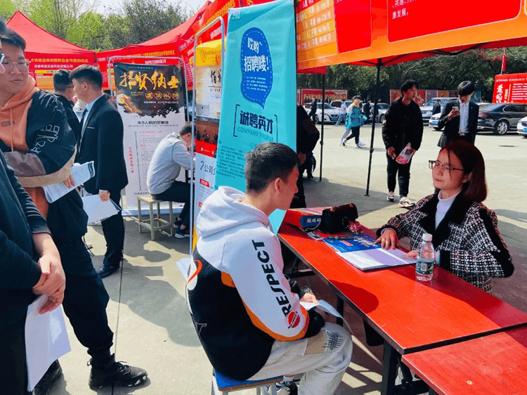 單招落榜或能填報(bào)的學(xué)校不想去，應(yīng)該怎么辦？