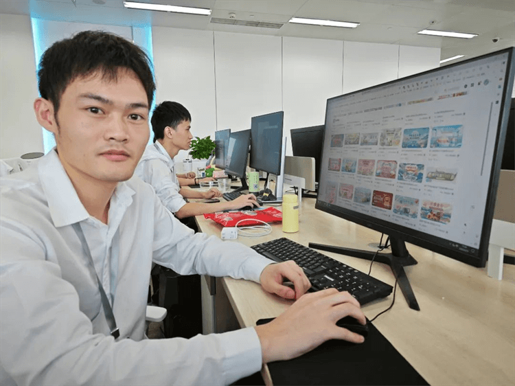 成功學(xué)子—楊澤醒|行遠(yuǎn)自邇，篤行不怠