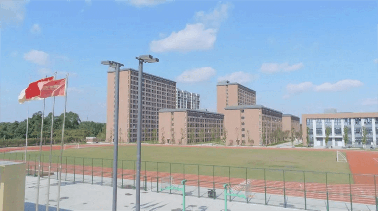 成都新華2024年夏秋季預(yù)科班常見問題解答