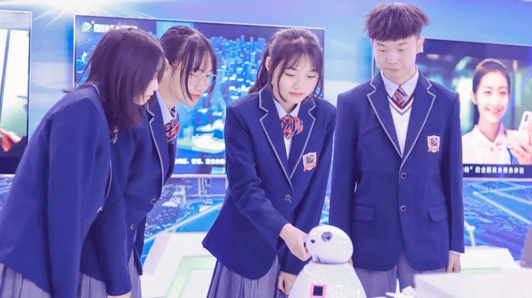 高校畢業(yè)生預計1179萬人,畢業(yè)季=失業(yè)季?