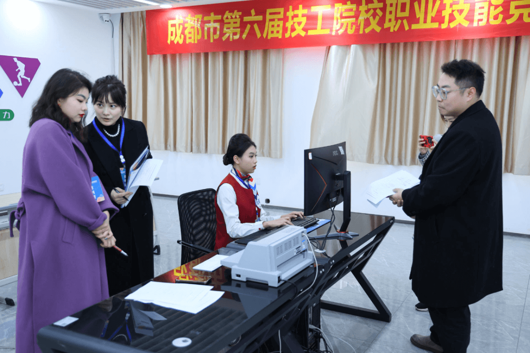 高校畢業(yè)生預計1179萬人,畢業(yè)季=失業(yè)季?