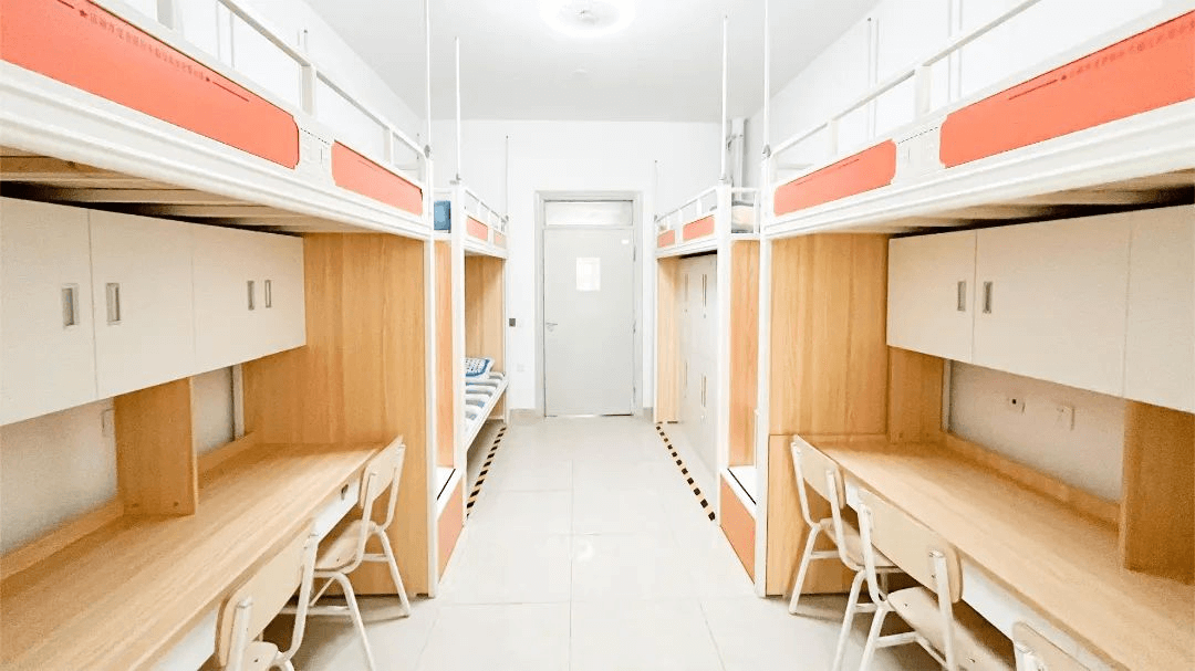 開學(xué)季！在成都新華開啟不一樣的校園生活