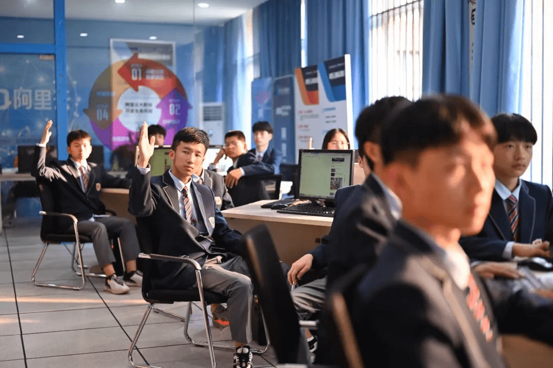 中考只剩三個月，平時成績不理想的初中生應(yīng)該何去何從