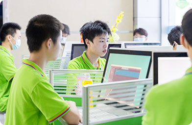 四川新華電腦學(xué)院VR動(dòng)漫游戲展廳