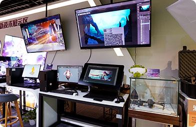 四川新華電腦學(xué)院VR動(dòng)漫游戲展廳