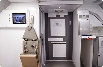 四川新華電腦學(xué)院航空服務(wù)實(shí)訓(xùn)基地