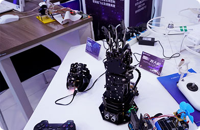 四川新華電腦學(xué)院人工智能展廳