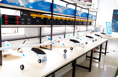 四川新華電腦學(xué)院無(wú)人機(jī)實(shí)訓(xùn)基地