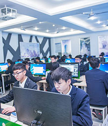 實(shí)戰(zhàn)授課，實(shí)訓(xùn)教學(xué)