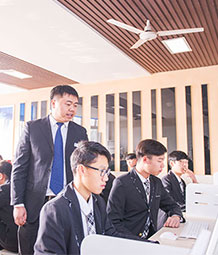 實(shí)戰(zhàn)授課，實(shí)訓(xùn)教學(xué)