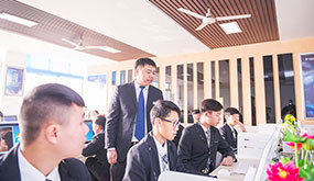 四川新華電腦學(xué)院實(shí)訓(xùn)環(huán)境